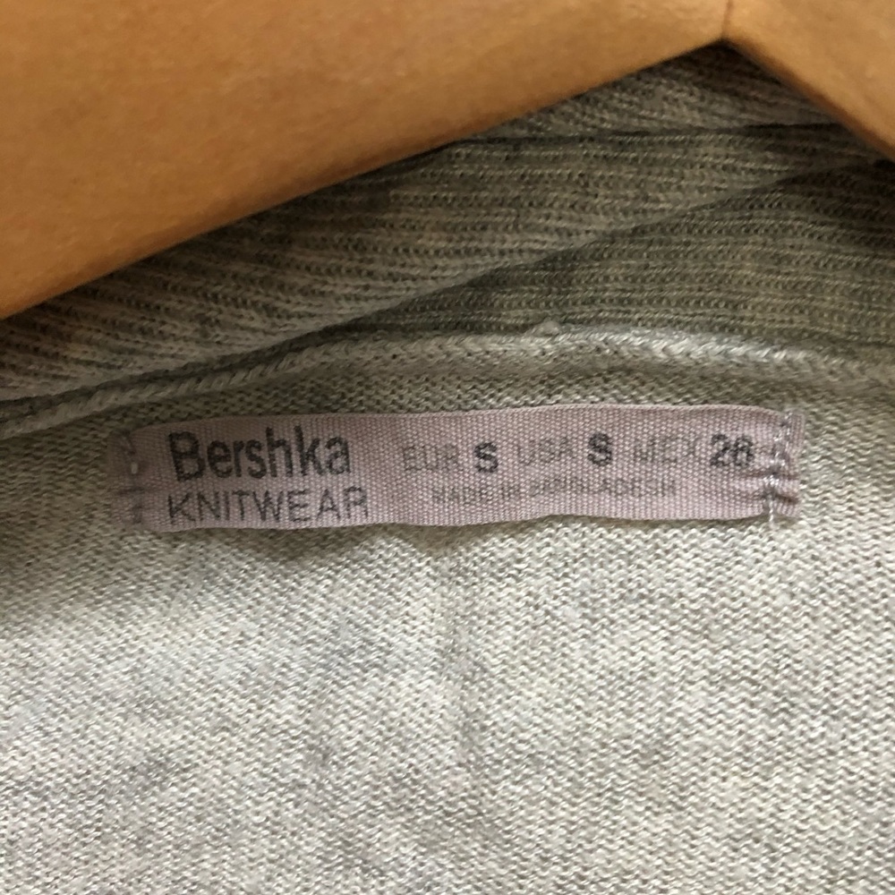 Grey Cardigan - Picture 2 of 4